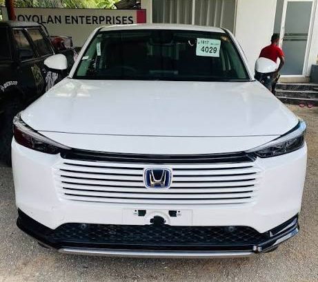 Honda Vezel Z package 2025 Brand New