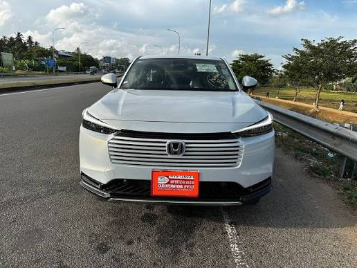 Honda Vezel Z package 2025 Brand New