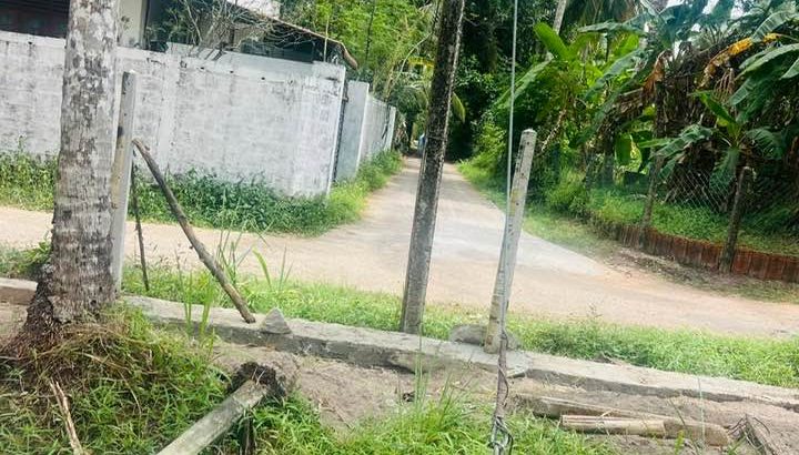 20 Perches Valuable Land for Sale at Kuruduwatte Road, Sapagasthenna