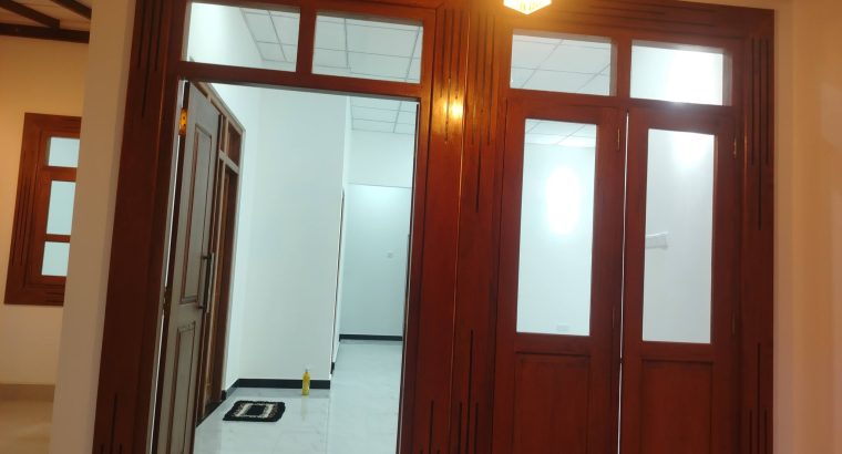 House for sale in Homagama Meegoda Prime Land Auction Land.