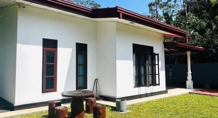 House for sale – Halbarawa