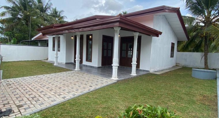 Modern Family Home for Sale in Homagama ...