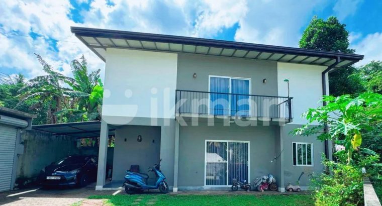 Modern Two-Storey Home for Sale in Homag...