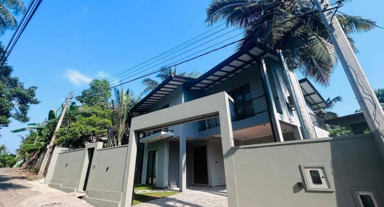 Luxury Two-Storey House for Sale in Homagama