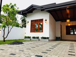 Modern Living in Meegoda