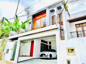 Luxury Living Redefined in Battaramulla