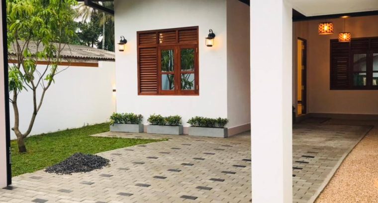 Modern Living in Meegoda