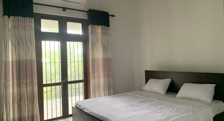 Stay Close to the Sacred City – Anat Holiday Bungalow