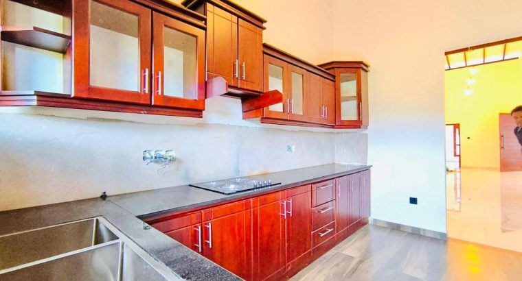 Brand New Luxury Living in Athurugiriya